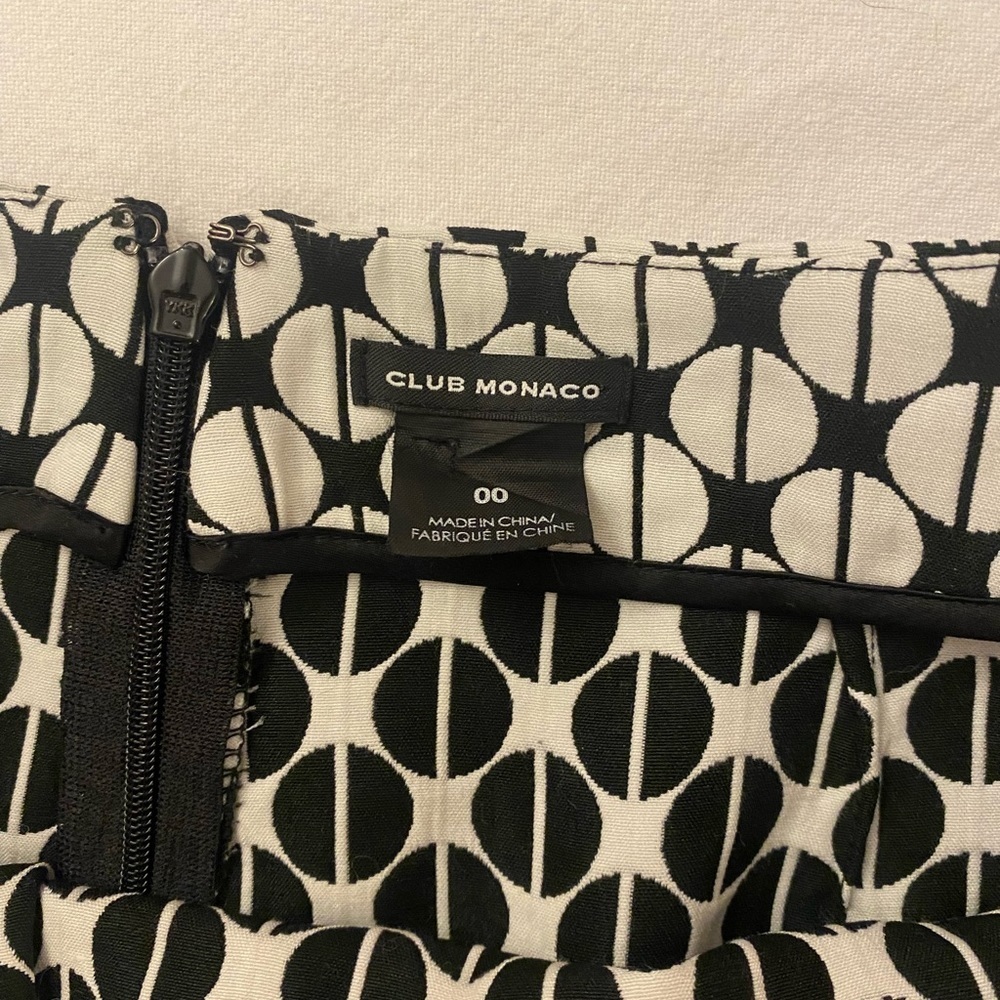 Club Monaco Skirt - Picture 3 of 4